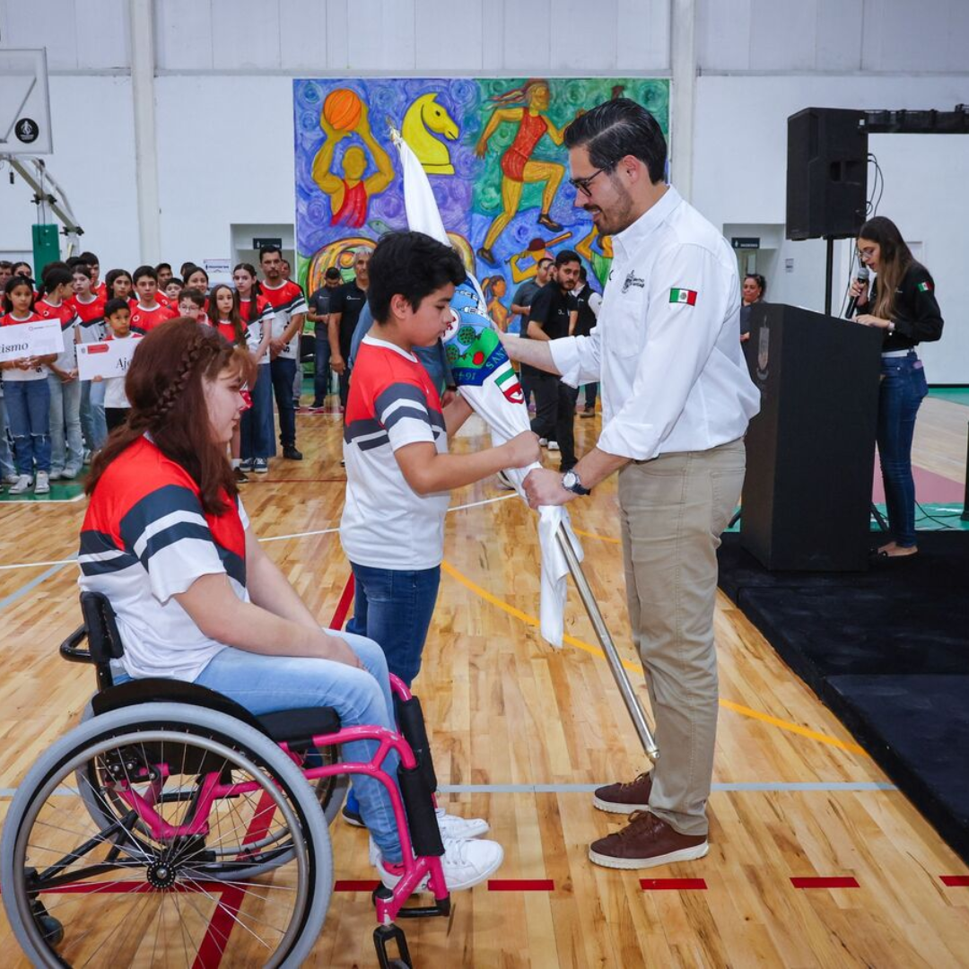 Olimpiada Nuevo León 2025, Paralimpiada, David de la Peña, atletas Santiago, deporte inclusivo, abanderamiento, disciplinas deportivas, competencia estatal, apoyo municipal, DIF Santiago, orgullo deportivo, preparación física, medallas, juventud deportiva.